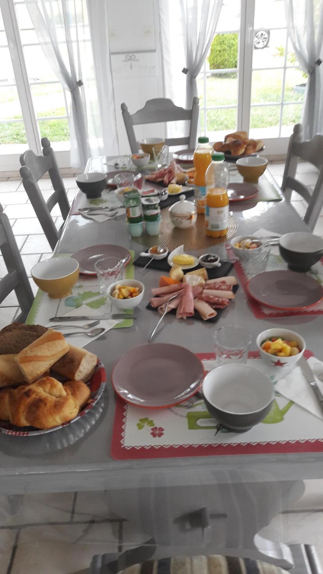 Maison D Hotes Salvatrice Rouvroy  エクステリア 写真